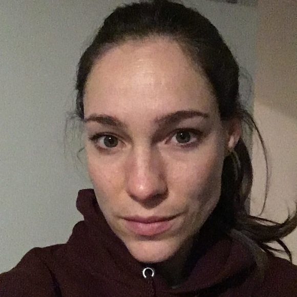 Meet your Posher, Elisabeth - Picture 1 of 1